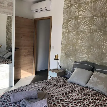 Neuve Avec Piscine Villa Lecci