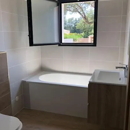 Neuve Avec Piscine