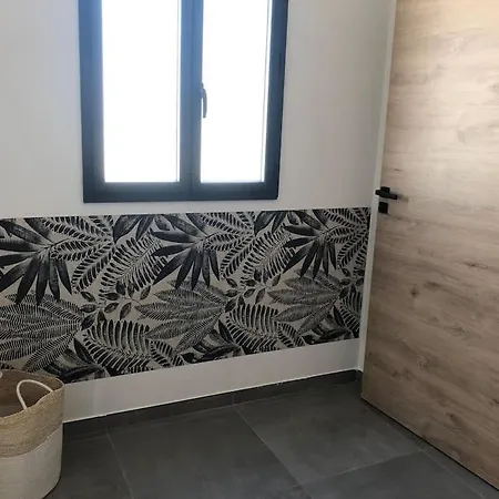 Neuve Avec Piscine * Lecci